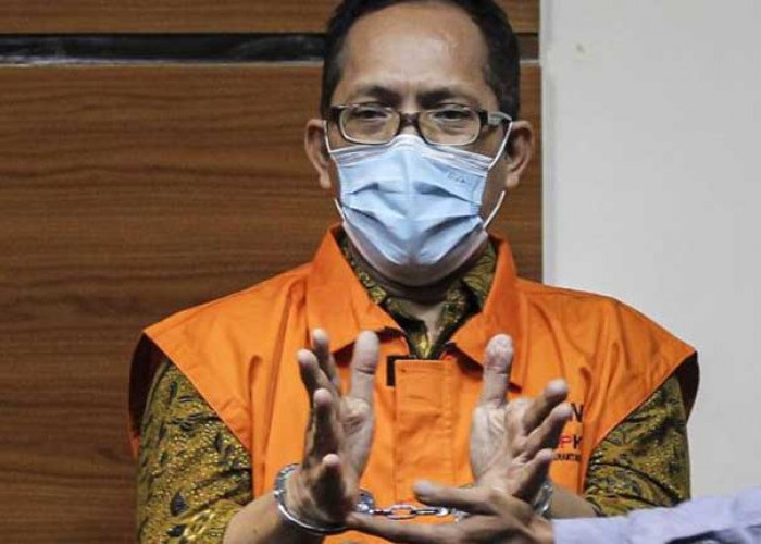 Mantan Hakim Itong Isnaeni Dijebloskan ke Penjara