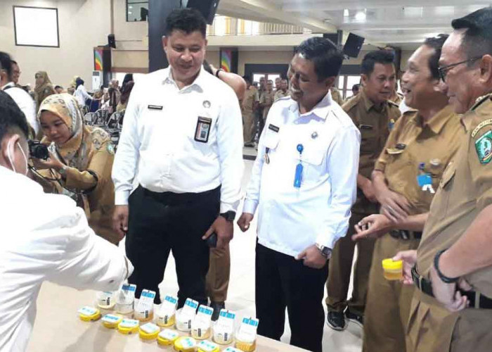 BNNK Belitung Tes Urine Mendadak 156 Pegawai Pemkab Beltim, Hasilnya Melegakan