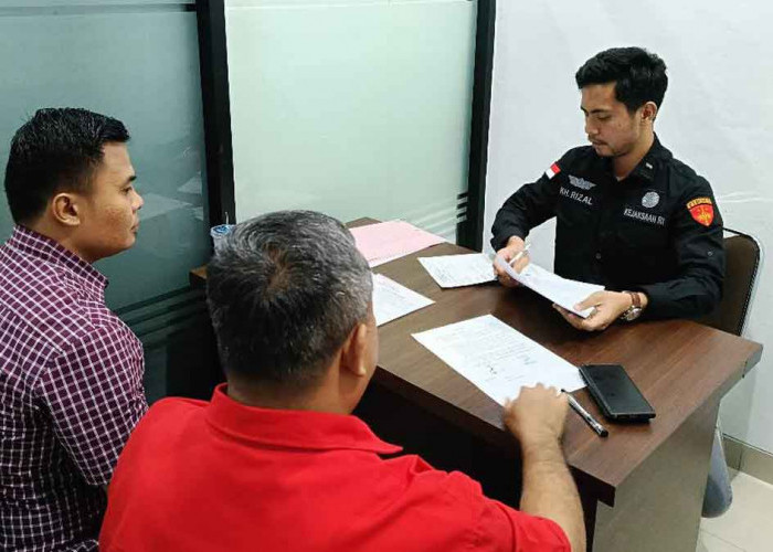 Kejari Belitung Tetapkan Tersangka Kasus Korupsi Lapangan Bola, IS dan MY Ditahan