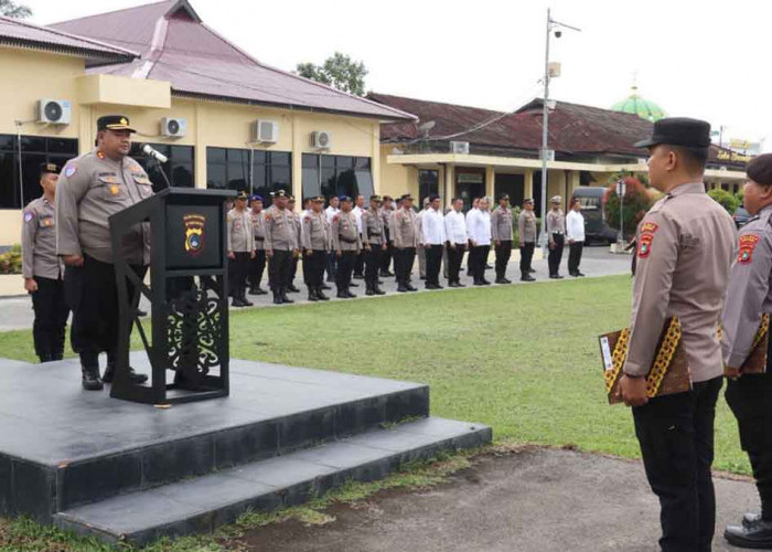 2 Anggota Polres Belitung Raih Penghargaan atas Dedikasi & Kinerja Terbaik