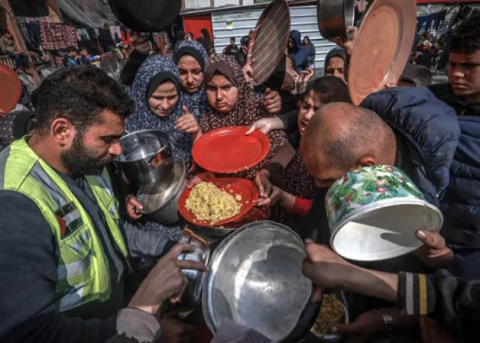 Pasukan Israel Tembak Kerumunan Orang yang Menunggu Bantuan Makanan, Satu Orang Tewas
