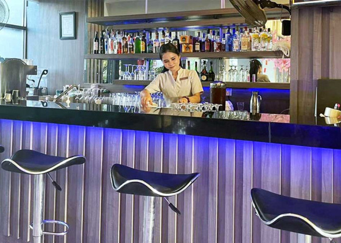 Lobby Bar Fairfield Belitung, Tempat Bersantai dan Bertemu dalam Suasana Santai