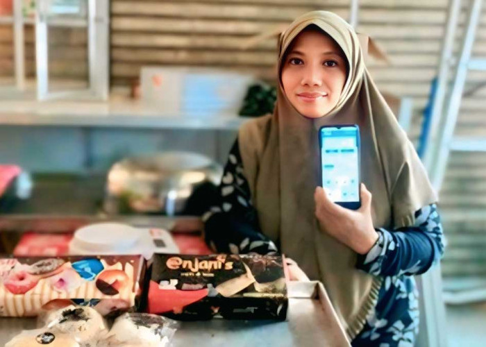 Kisah Tantiningsih, Usaha Kue Rumahan Kini Topang Ekonomi Berkat Holding UMi BRI
