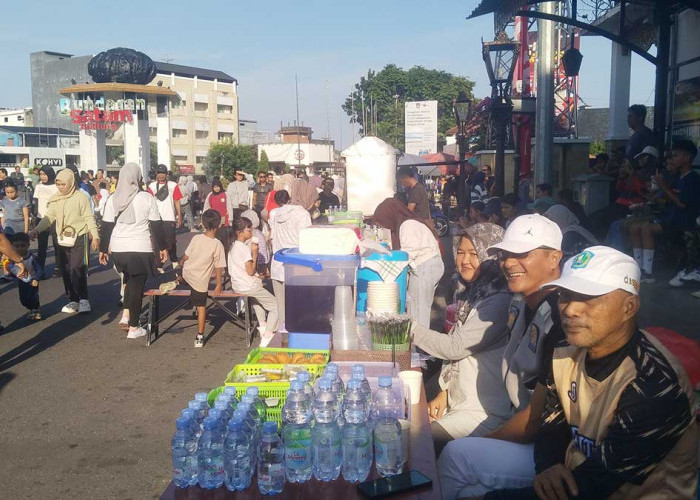 CFD Perdana Belitung Disambut Antusias, Bundaran Satam Dipenuhi Warga dan UMKM Laris Manis