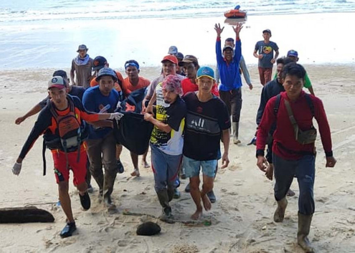 Hilang Kontak, Nelayan Penjaring Ikan Ditemukan Tewas Mengapung di Pantai Tanjung Kemirai