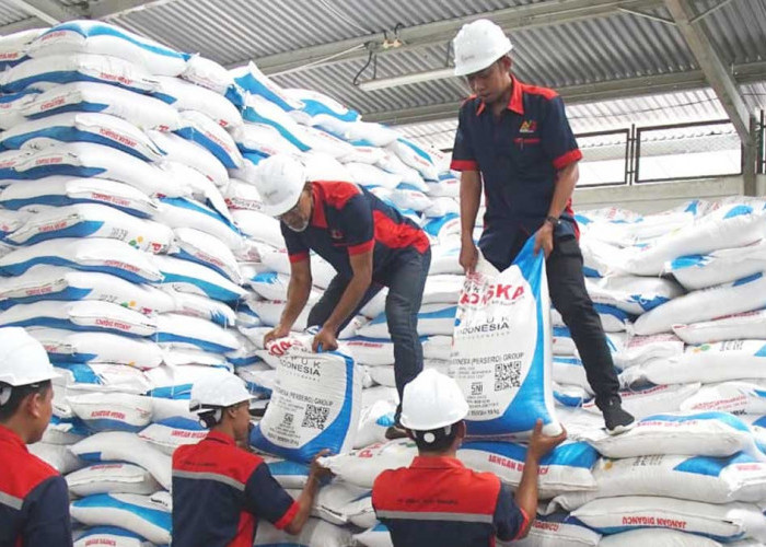 Harga 5 Jenis Pupuk Subsidi Turun 20 Persen, NTP Petani Naik Jadi 129,19