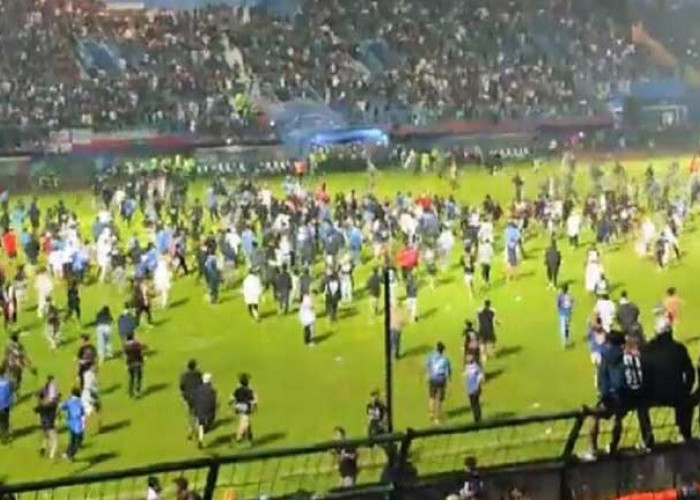 Tragedi Arema FC vs Persebaya di Kanjuruhan, Sepak Bola Paling Berdarah Dunia, Ratusan Suporter Meninggal
