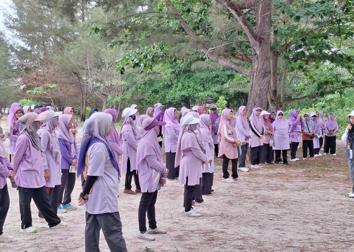KPU Beltim Edukasi Demokrasi di Tepi Pantai, Sasar Pemilih Lansia Bersama KLPI