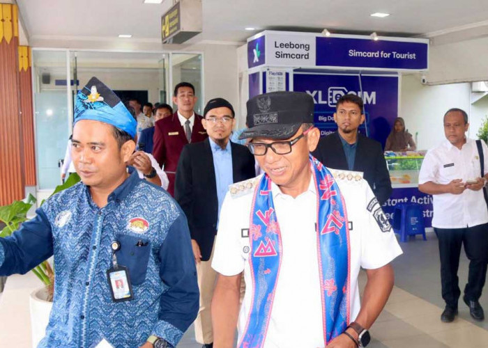 Jelang Scoot ke Belitung, Ini Catatan Bupati Soal Fasilitas Bandara yang Perlu Dibenahi