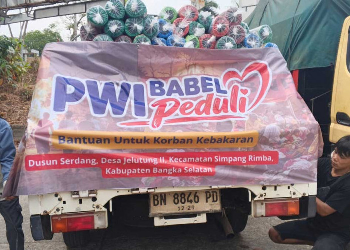 PWI Babel Kerahkan 3 Armada Angkut Bantuan Korban Kebakaran Serdang