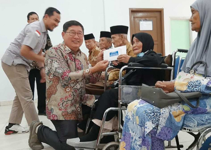 Bupati Beltim Apresiasi PT Timah, Veteran dan Janda Veteran Terima Santunan