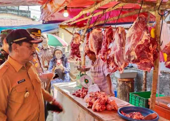 Harga Daging di Belitung Masih Normal, Pedagang Ngeluh Sepi Pembeli