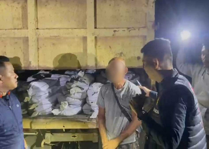 8 Ton Pasir Timah Hendak Diselundupkan Keluar Belitung Timur, 2 Orang Diamankan Polisi