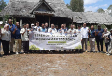 Yayasan Tarsius Center Indonesia Perkuat Pelestarian Geosite Tebat Rasau Lewat Penanaman 900 Pohon