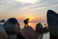 Bukan Bali! Ini Spot Sunset Paling 'Estetik' di Belitung yang Jadi Incaran Gen Z 2026