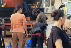 Kemarau Panjang, BPBD Beltim Salurkan 10 Ton Air Bersih ke Warga