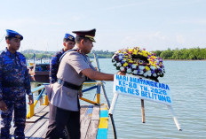 Hari Bhayangkara ke-80, Polres Belitung Tabur Bunga di Laut untuk Kenang Jasa Pahlawan