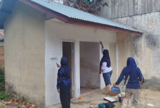 Garnita Malahayati NasDem Beltim Restorasi Toilet PAUD Rifqah, Dorong Sanitasi Sekolah Bersih