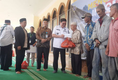 Ratusan Warga Beltim Terima Bantuan dari Baznas Babel, Ini Harapan Bupati