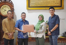 Wabup Belitung Serahkan Bantuan Buku untuk Warga Binaan, Ditjenpas Babel Perkuat Program Literasi