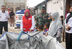 Bantu Warga Terdampak Kekeringan, PMI Belitung Salurkan 1,23 Juta Liter Air